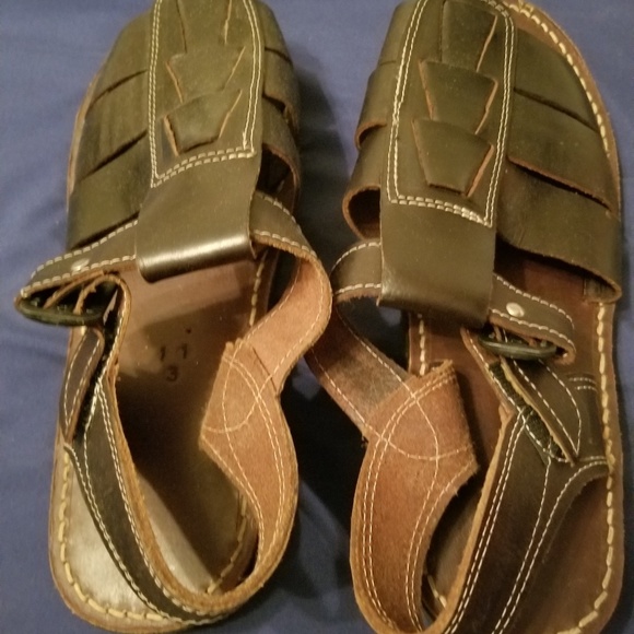 Men Sandals - Picture 1 of 3